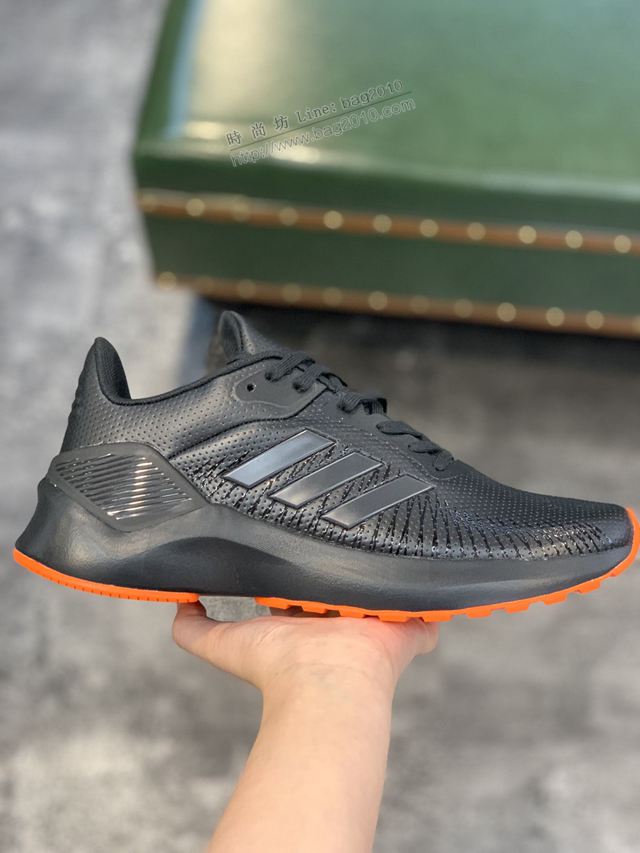 Adidas男鞋 秋冬新品 阿迪達斯舒適緩震運動跑步鞋 Adidas休閒男鞋  hdx13272
